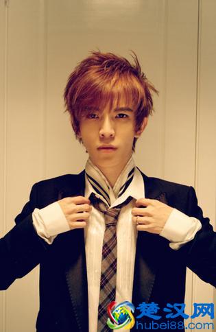 郭敬明真的是“攻”！真实身高147，陈学冬、朱梓骁180