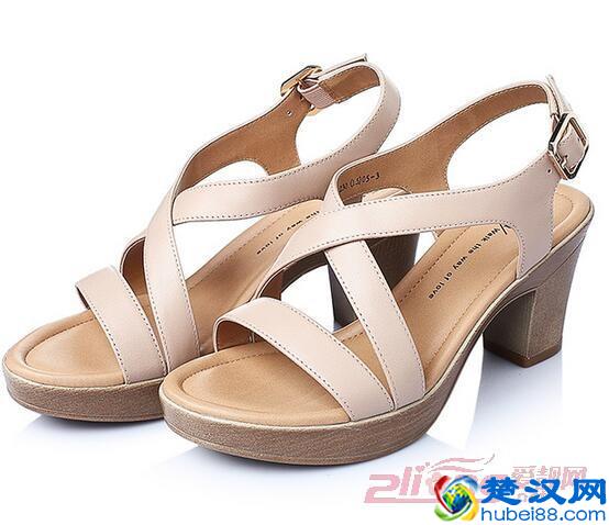 他她夏季专柜粗跟女真皮凉鞋