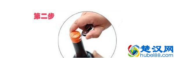 红酒怎么开瓶塞 来看看超详细图解方法