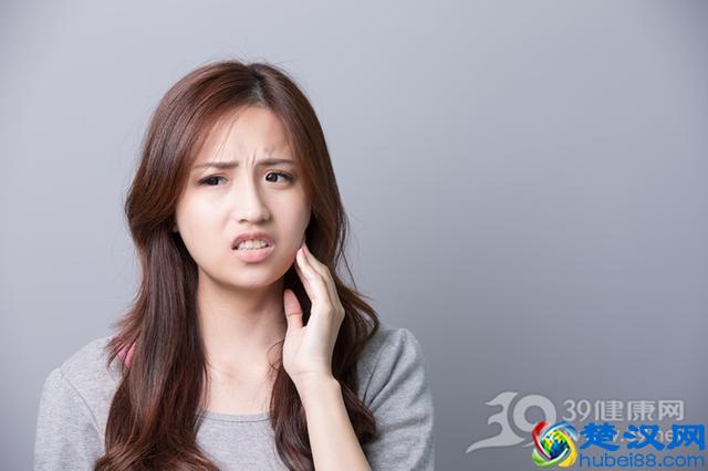 这6个症状是缺钙信号，一出现赶紧补！