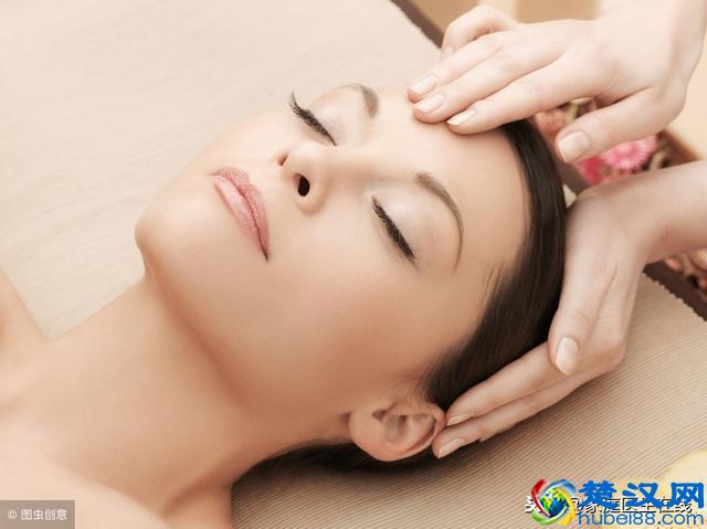 怎么做能轻松消除红血丝呢？这几个方法效果不错