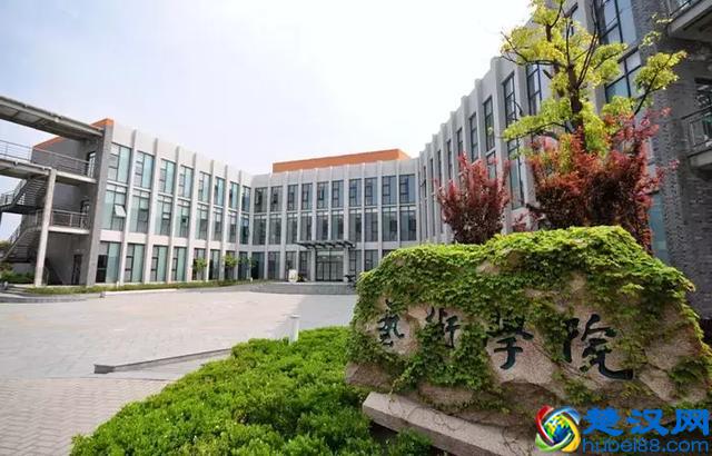 国内比较知名的服装设计院校有哪些？