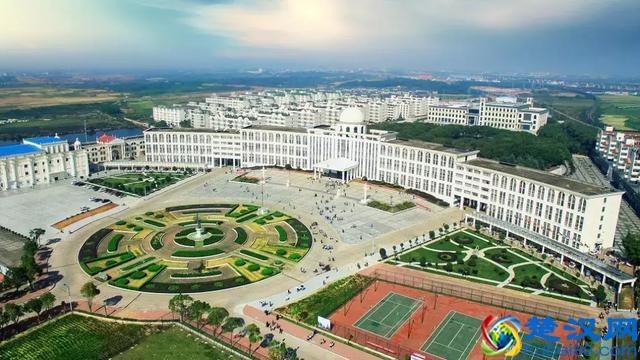 国内比较知名的服装设计院校有哪些？