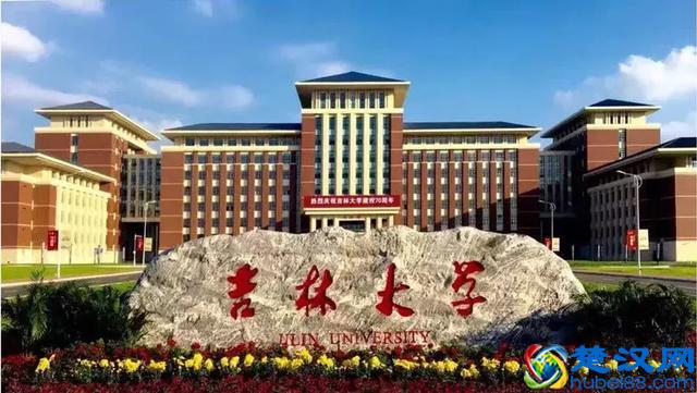 国内比较知名的服装设计院校有哪些？