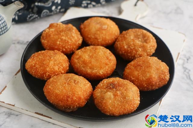 比汤圆更好吃的糯米粉做法，吃一次就上瘾，清脆爽口超解馋