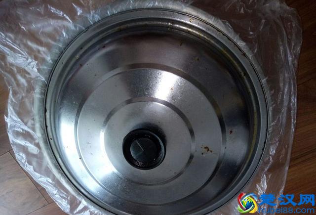 在家制作黄豆豆瓣酱，方法超级简单