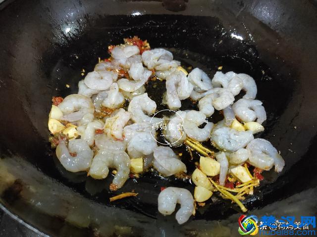 虾仁和它一起炒，简单营养又好吃，5分钟就上桌，特省事