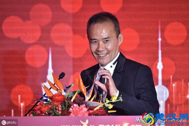 高房价还能撑多久？专家：有钱也不要先买房