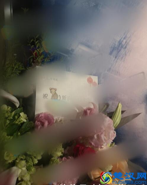 拍到实情？张翰娜扎疑复合是怎么回事？张翰娜扎复合有哪些细节？