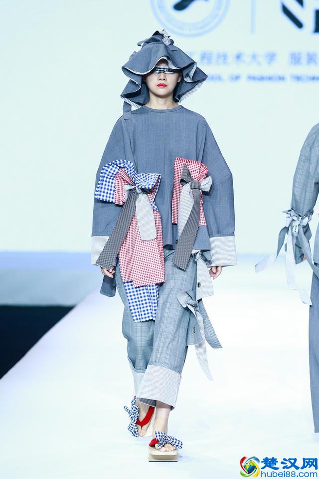 2017上海工程技术大学服装学院毕业生作品发布会