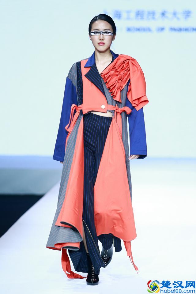 2017上海工程技术大学服装学院毕业生作品发布会