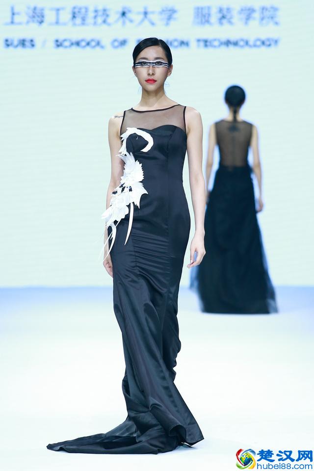 2017上海工程技术大学服装学院毕业生作品发布会