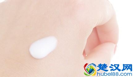 夏季皮肤晒伤了怎么办 8个急救方法快速修复