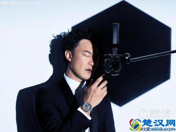 陪你度过漫长岁月的Eason，还教会了你要“分秒必真”