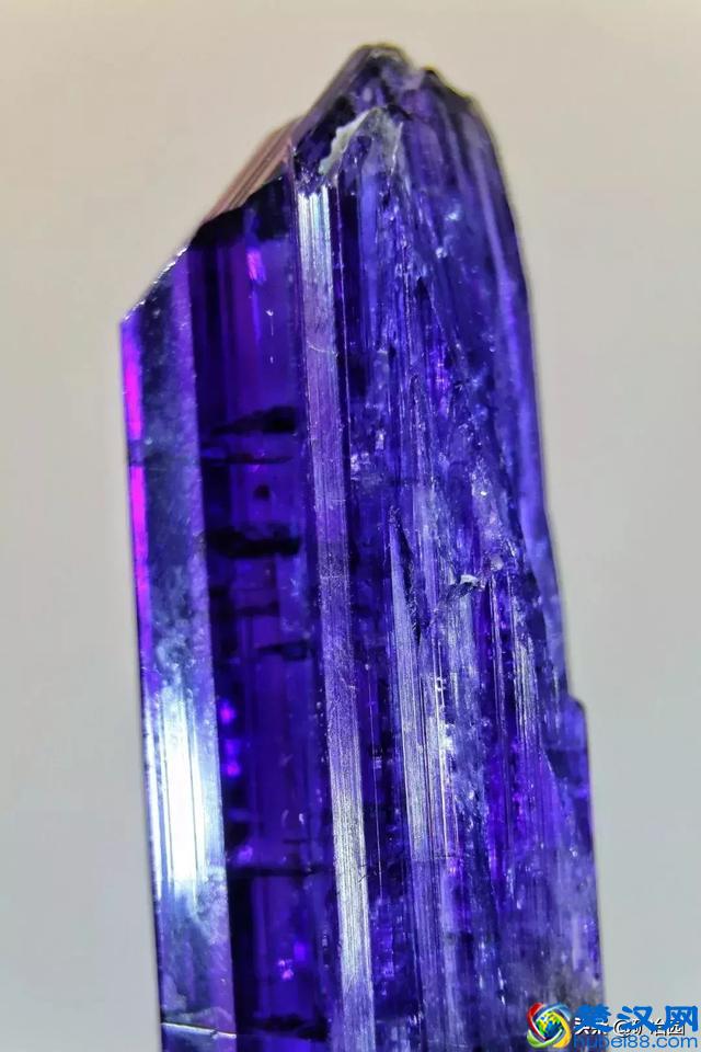 泰坦尼克号》中的“海洋之心”原来不是蓝钻，而是……