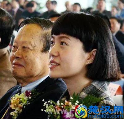 翁帆前夫的现状 揭秘翁帆前夫是谁，为什么离婚？