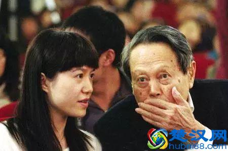 翁帆前夫的现状 揭秘翁帆前夫是谁，为什么离婚？