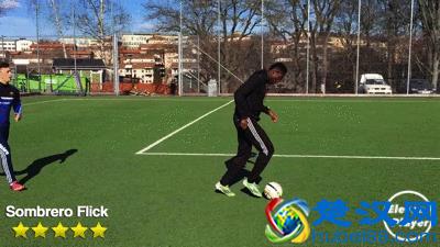 足球技巧：十五个让你惊艳球场的技巧动作，你都会吗？