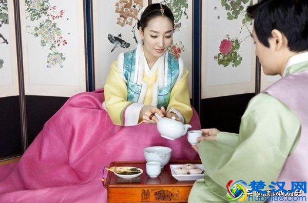 韩国人为什么被称之为“高丽棒子”，背后真相揭示韩国心酸的历史