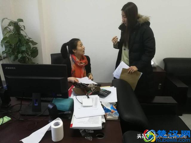 从跳水奥运冠军变身学院院长，从解说转型官员，李娜：文体两开花