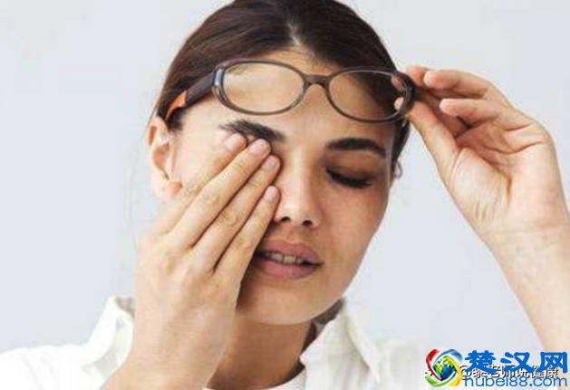 近视度数越来越高怎么办？每天这么吃，再也不用担心视力变差了！