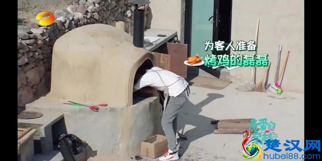 红人馆 |《亲爱的客栈》里张翰不去做销售可惜了