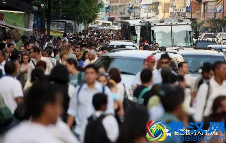 摄影技巧：快门速度怎么调？拍摄不同场景如何调快门速度？