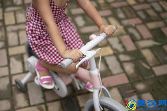 售价799元，米兔儿童自行车杀入童车市场
