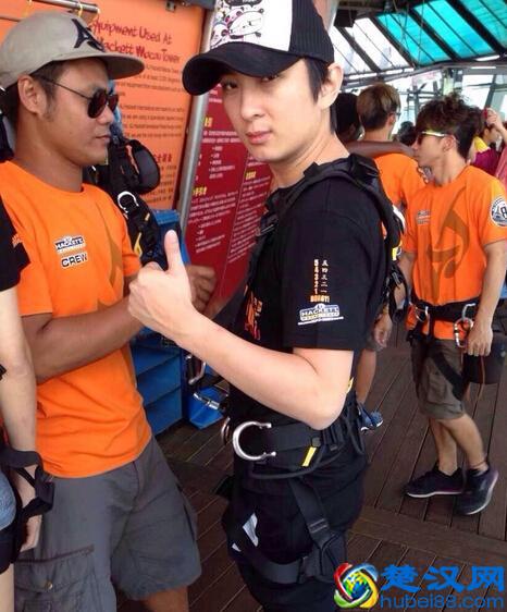 王思聪张琨维富二代骂战：校长果然是高学历