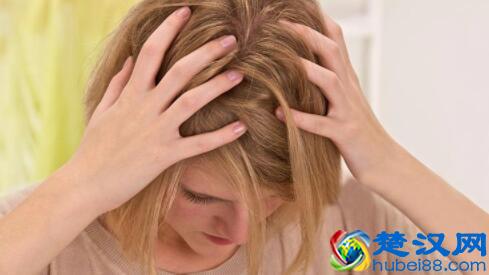 揭秘|头发出油原来都是这4个原因，教你7个去油小妙招！快学起来