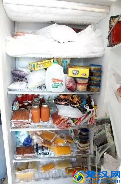 冰箱冷冻室结冰打不开怎么办？用了这法子，开门顺顺利利！