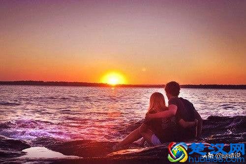 恋爱中的男生，自卑的表现有这几点