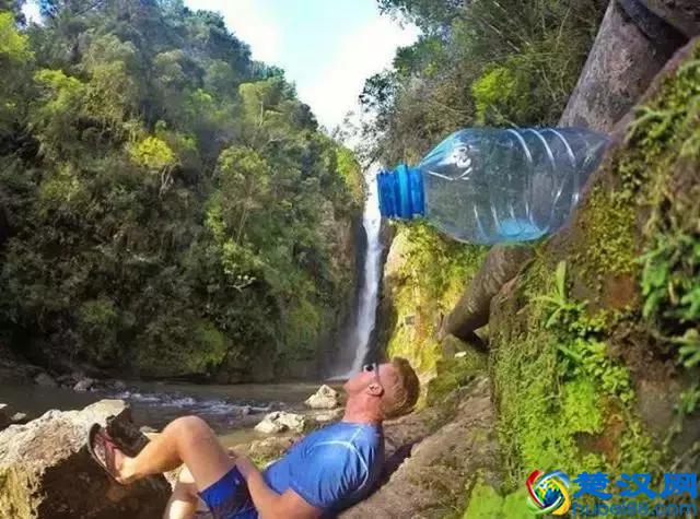 值得收藏的12个拍照姿势，创意旅游照称霸朋友圈