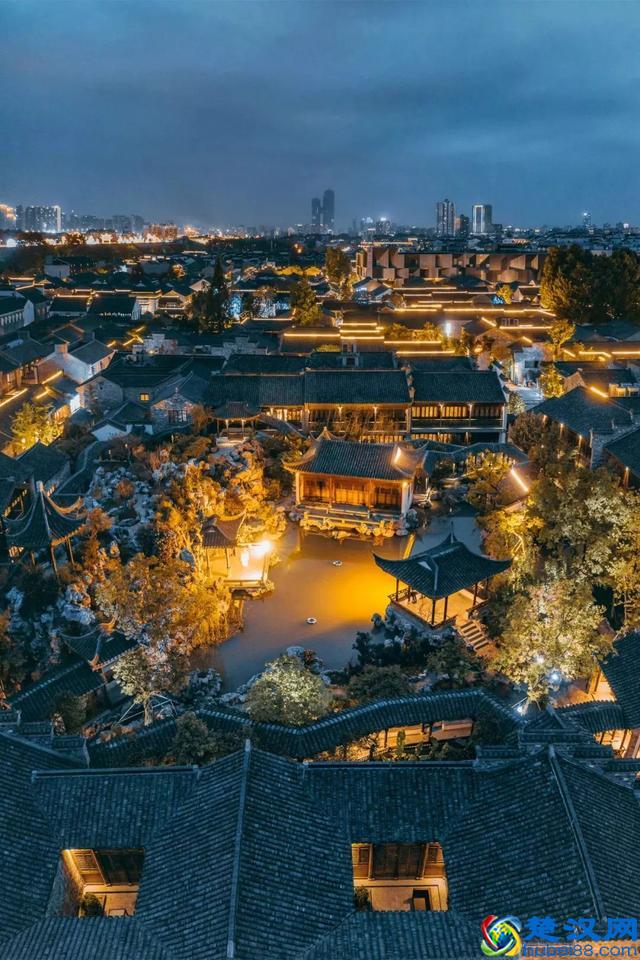 南京真的适合生活吗？在南京两天，让我大开眼界