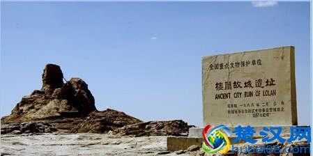 为什么专家说遇到沙漠里的石头不捡的就是傻子？