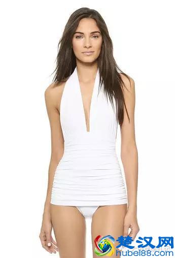 如何挑选适合自己的泳衣？露的有自信