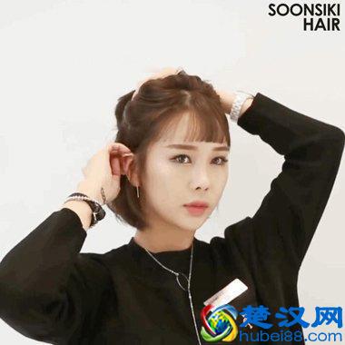 天热时短发扎起来，一样的漂亮！