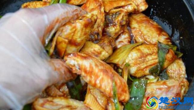 烤鸡翅怎么腌制？要想鸡翅入味，腌制过程不能马虎