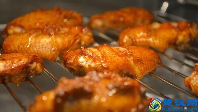 烤鸡翅怎么腌制？要想鸡翅入味，腌制过程不能马虎