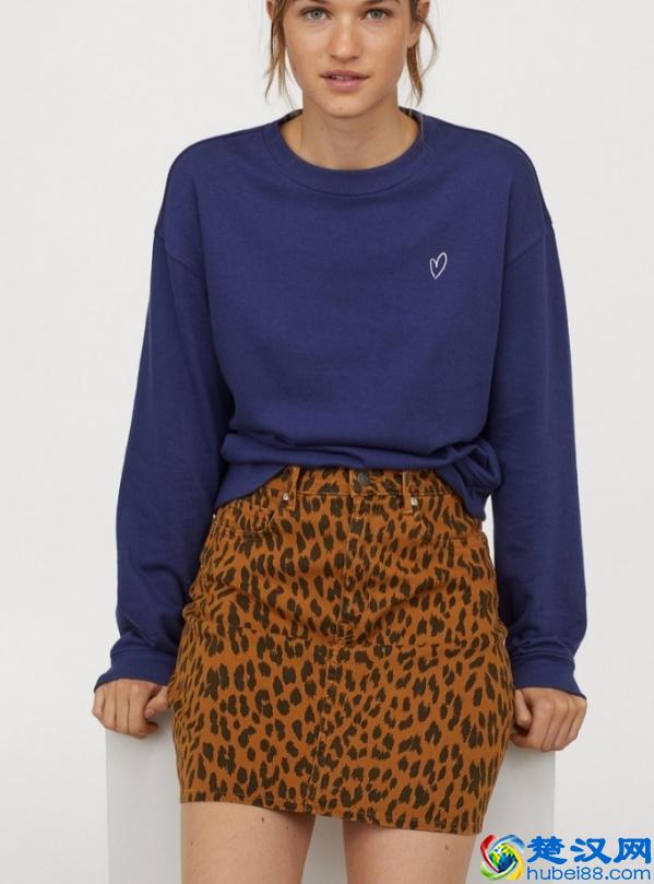 套头卫衣怎么搭配 这三种搭配才是经典