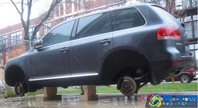 车险怎么组合“最合适”?老手买两个,新手买三个!再多就浪费!