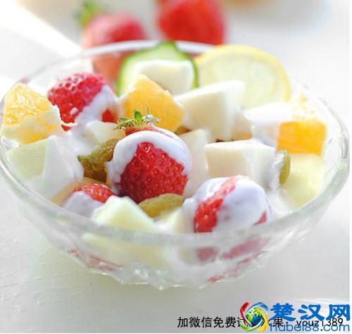 如何制作营养又美味的水果沙拉？三款家常水果沙拉制作方法介绍