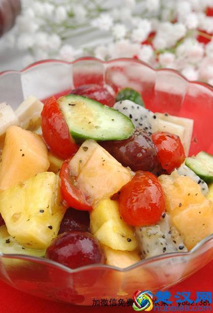 如何制作营养又美味的水果沙拉？三款家常水果沙拉制作方法介绍
