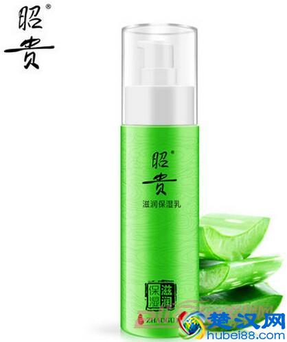 干性皮肤用什么护肤品 要补水更要锁水