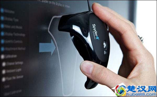 想知道电脑性能如何，用专业硬件测试软件，跑个分试试吧