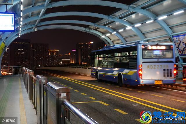 我国哪些城市拥有BRT（快速公交系统）？