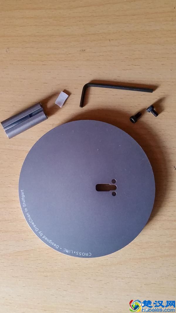 两款iPhone白菜Dock的对比