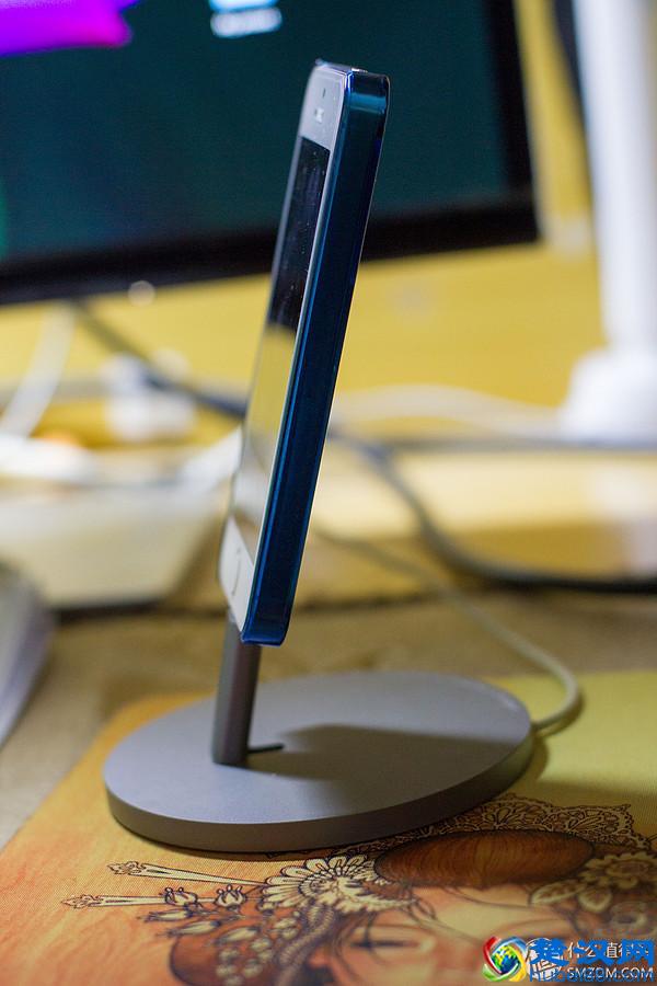 两款iPhone白菜Dock的对比