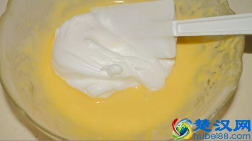 新手怎么做蛋糕，史上超详细做法，保证一次成功！