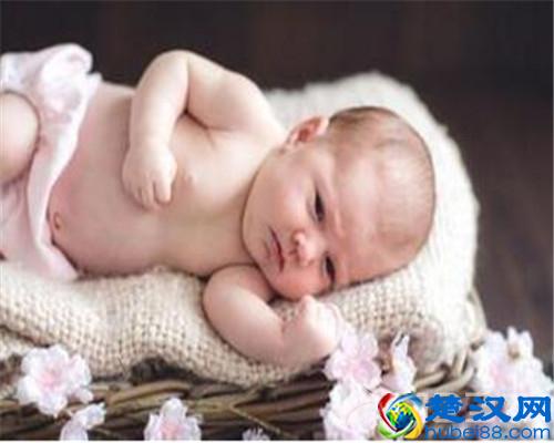 婴儿湿疹的4大原因和7大防治绝招